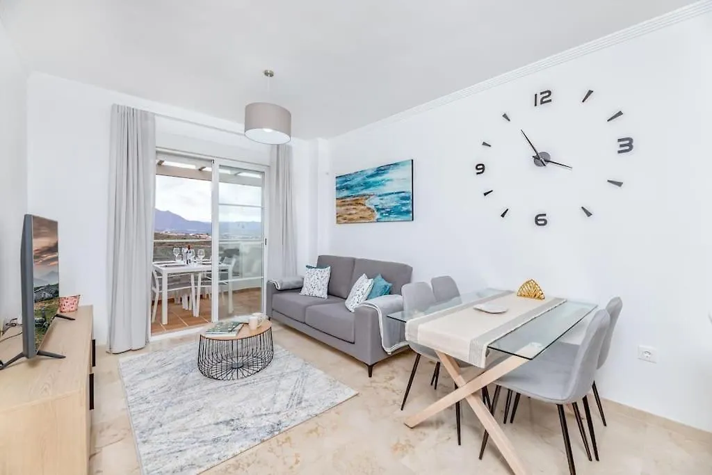 New And Fresh 2 Bedroom In Small Oasis Rdr352 Manilva 0*,  Spanien