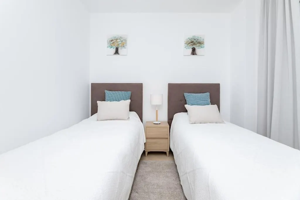 New And Fresh 2 Bedroom In Small Oasis Rdr352 Manilva 0*,