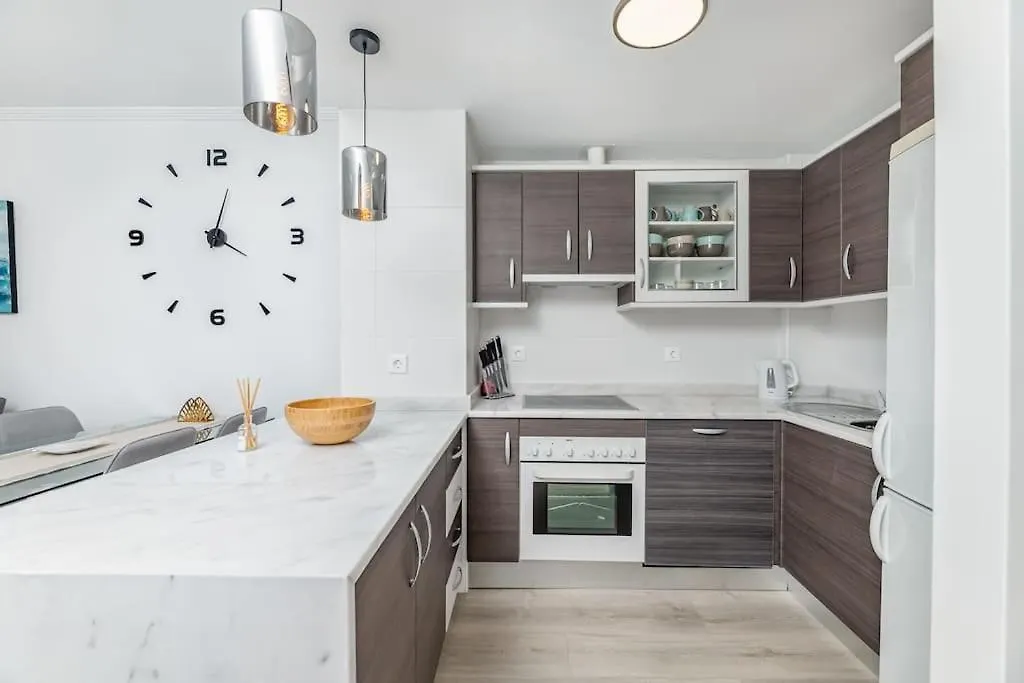 New And Fresh 2 Bedroom In Small Oasis Rdr352 Manilva